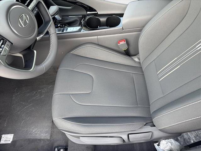 new 2025 Hyundai ELANTRA HEV car, priced at $26,999