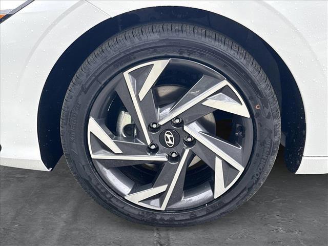 new 2025 Hyundai Elantra car, priced at $26,369