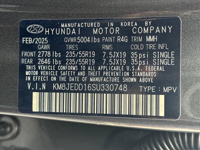 new 2025 Hyundai TUCSON Hybrid car, priced at $42,529