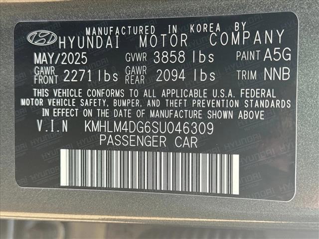 new 2025 Hyundai Elantra car, priced at $22,999