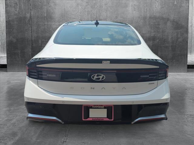 new 2025 Hyundai Sonata Hybrid car, priced at $39,186