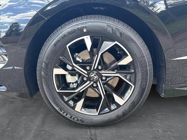 new 2025 Hyundai Sonata car, priced at $28,779