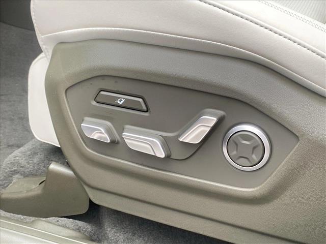 new 2025 Hyundai SANTA FE HEV car, priced at $50,250