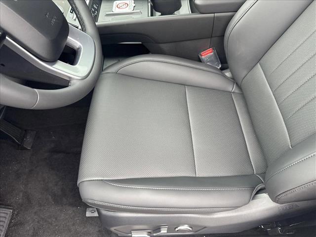 new 2025 Hyundai Santa Fe car, priced at $40,994