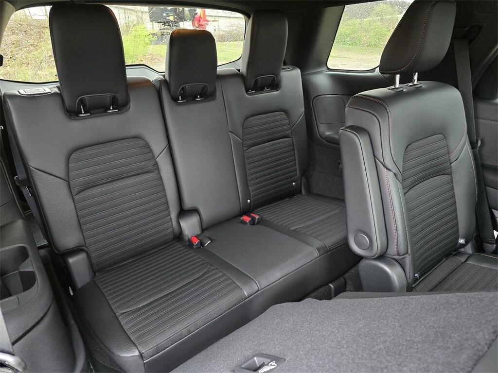 new 2025 Nissan Pathfinder car, priced at $44,000