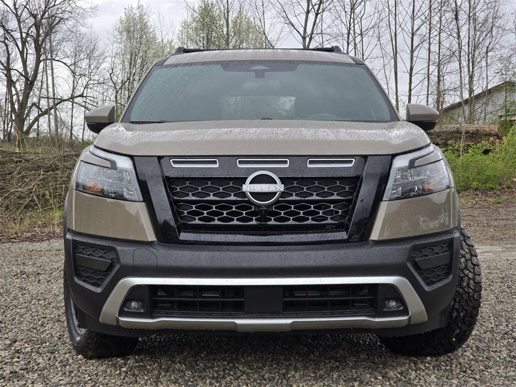 new 2025 Nissan Pathfinder car, priced at $45,000