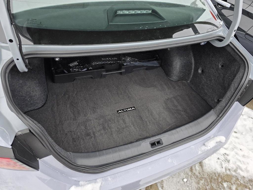 new 2025 Nissan Altima car, priced at $32,200