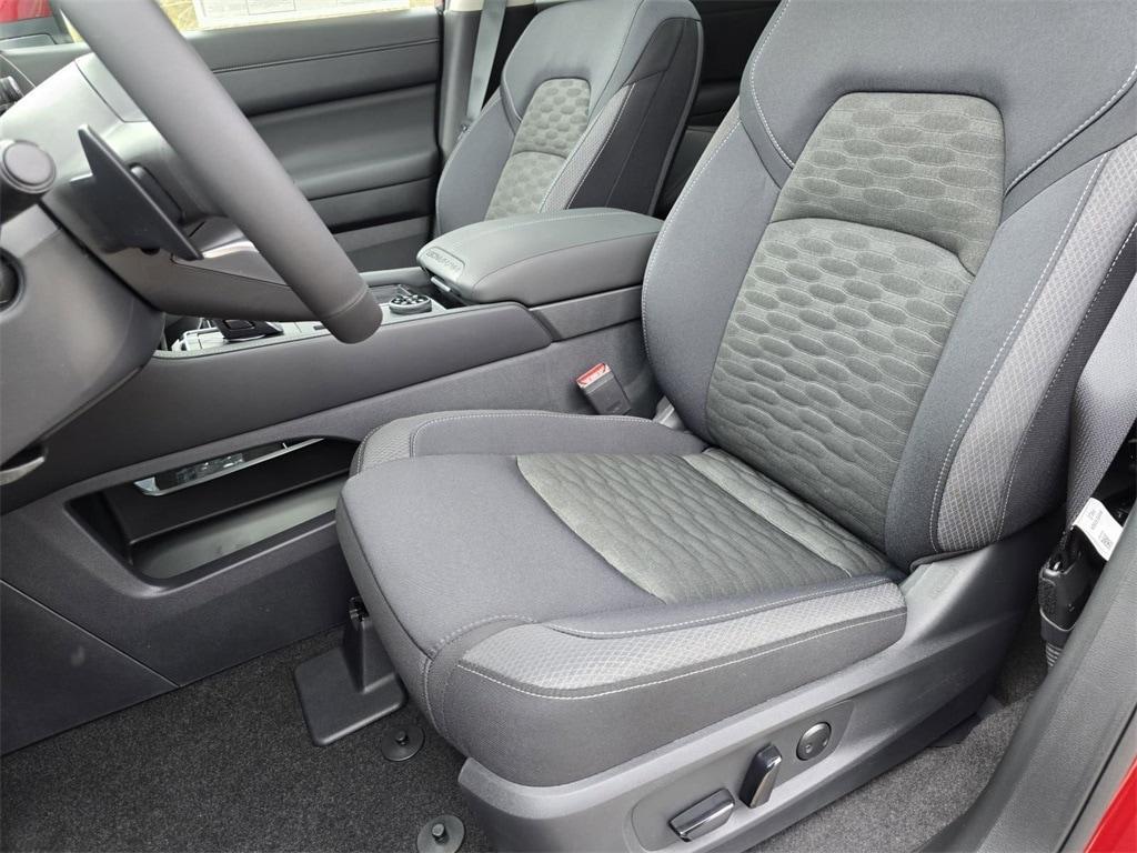 new 2025 Nissan Pathfinder car, priced at $45,870