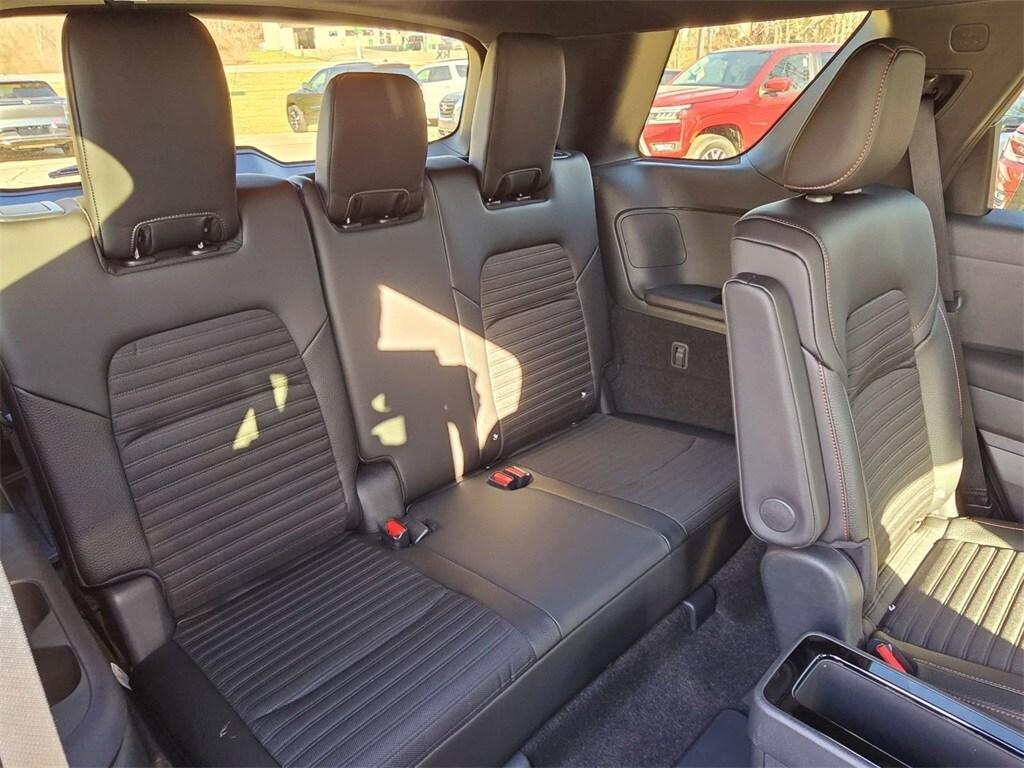 new 2025 Nissan Pathfinder car, priced at $44,495