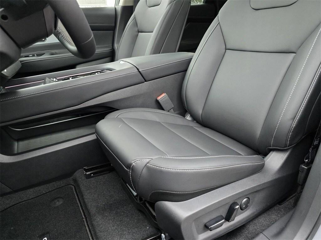 new 2025 Nissan Murano car, priced at $52,260