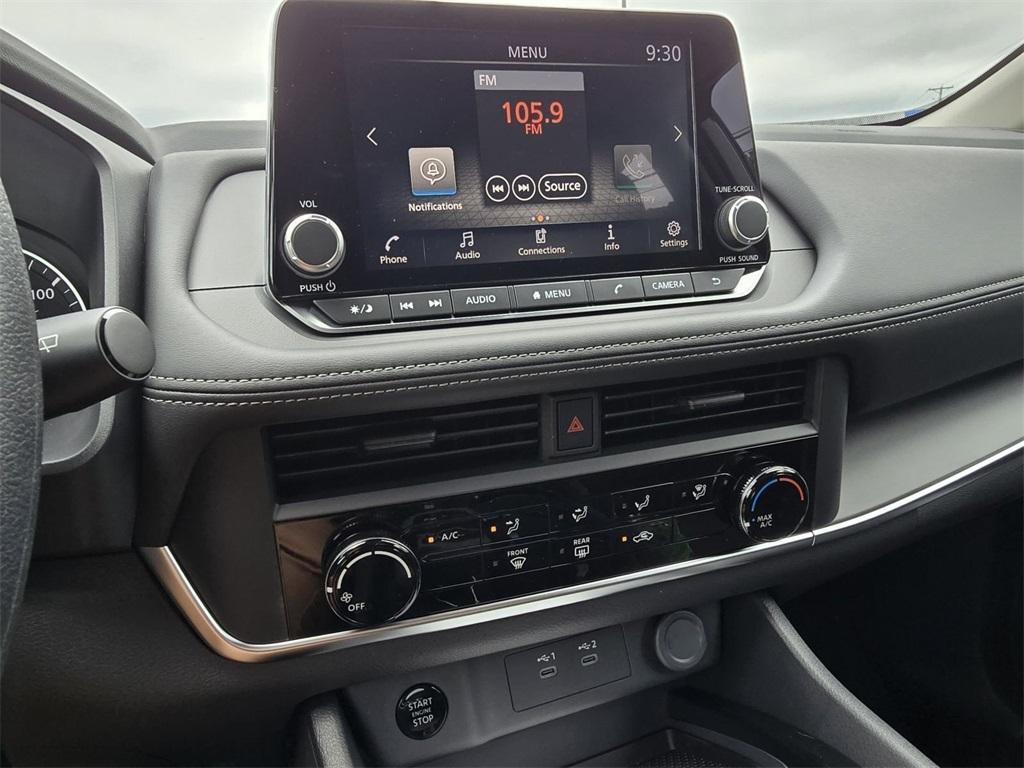 new 2025 Nissan Rogue car, priced at $30,000