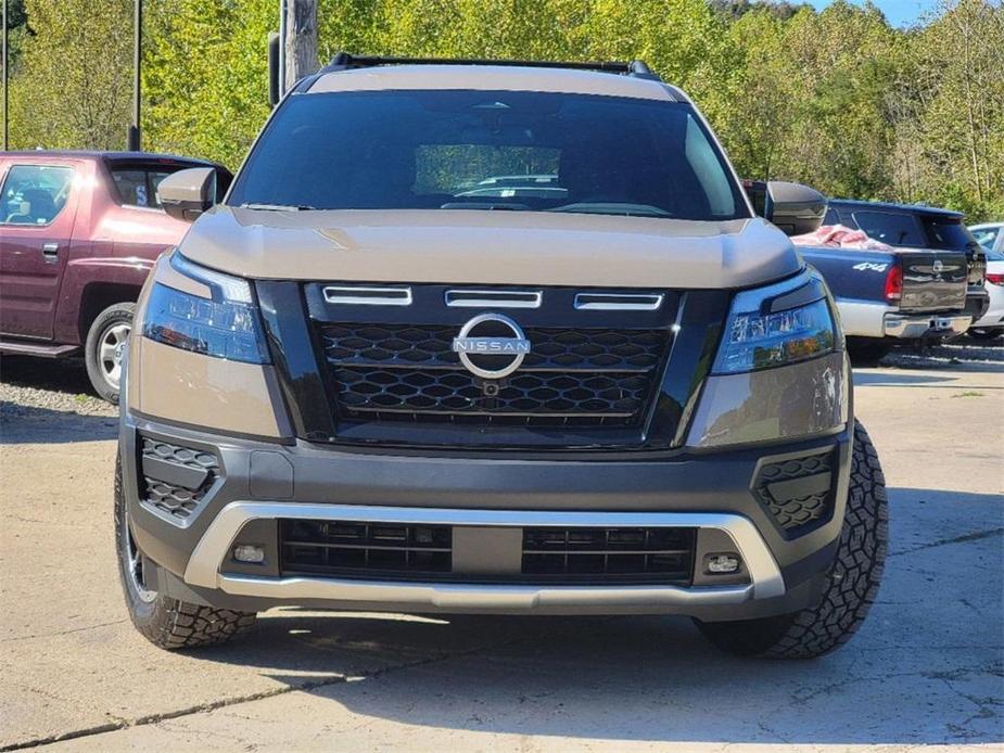 new 2024 Nissan Pathfinder car, priced at $45,375