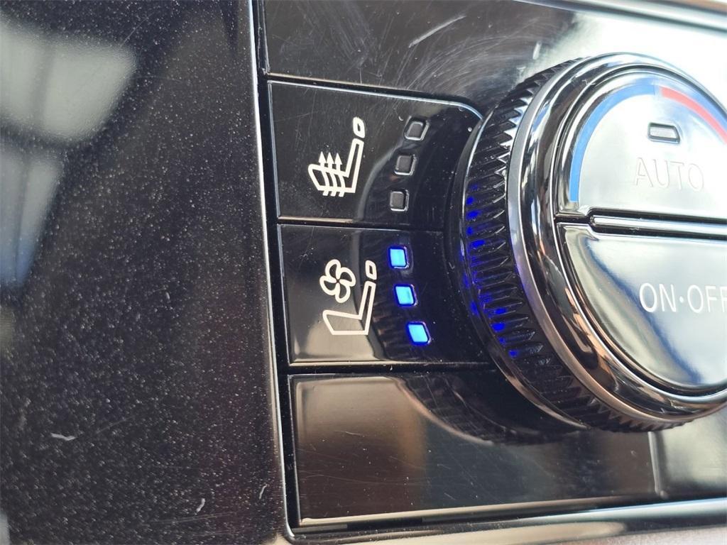 used 2023 Nissan Pathfinder car, priced at $33,598