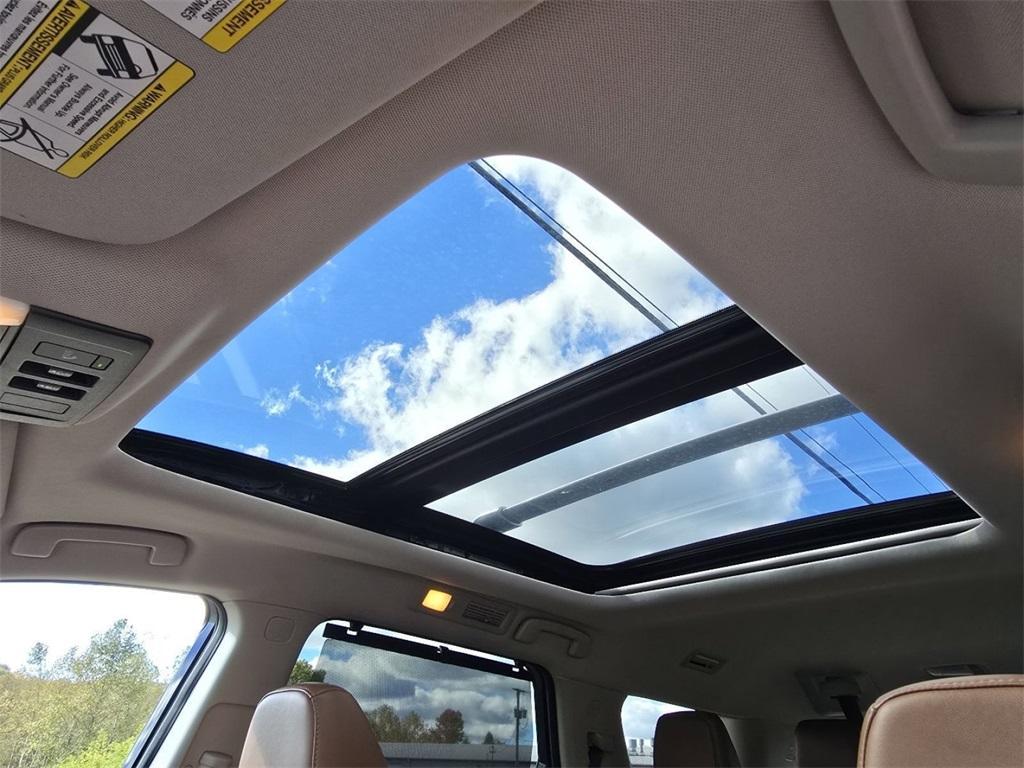 used 2023 Nissan Pathfinder car, priced at $33,598