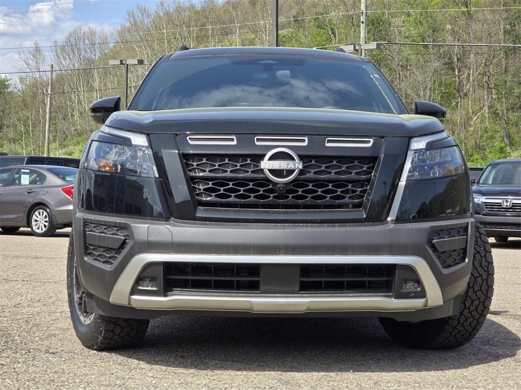 new 2025 Nissan Pathfinder car, priced at $46,675
