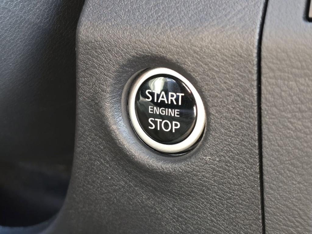new 2025 Nissan Frontier car, priced at $40,980