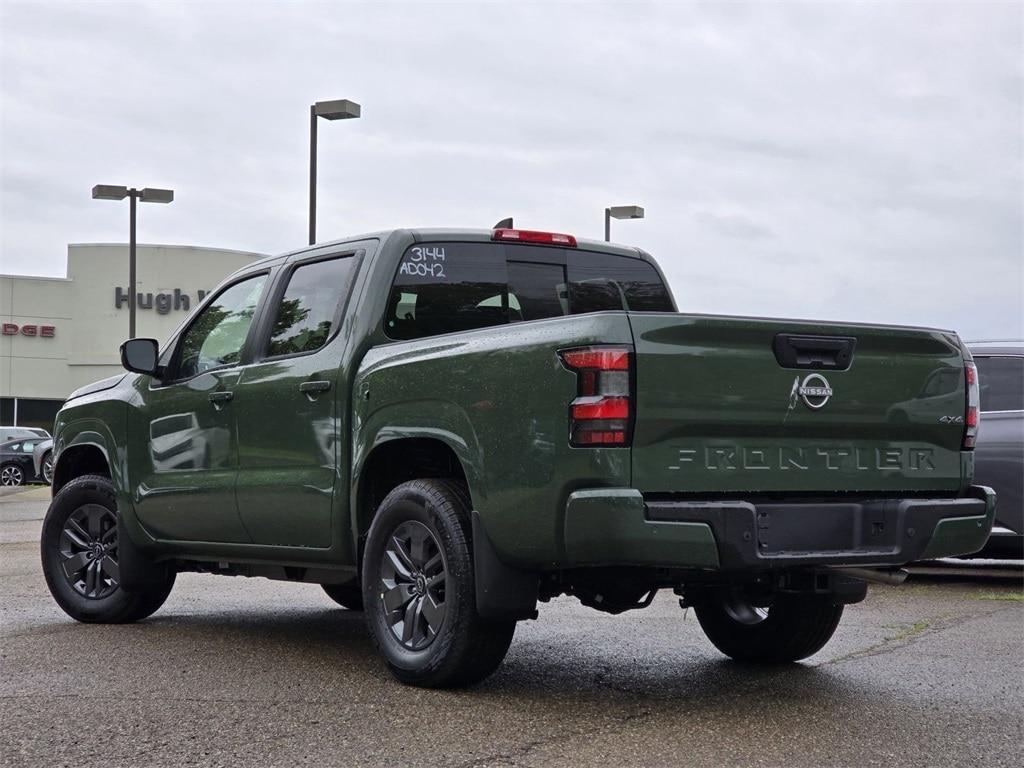 new 2025 Nissan Frontier car, priced at $42,175