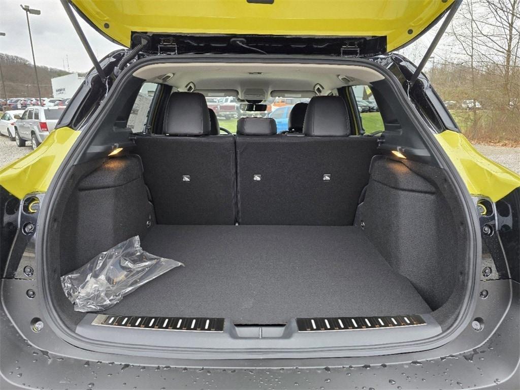 new 2025 Nissan Kicks car, priced at $31,980