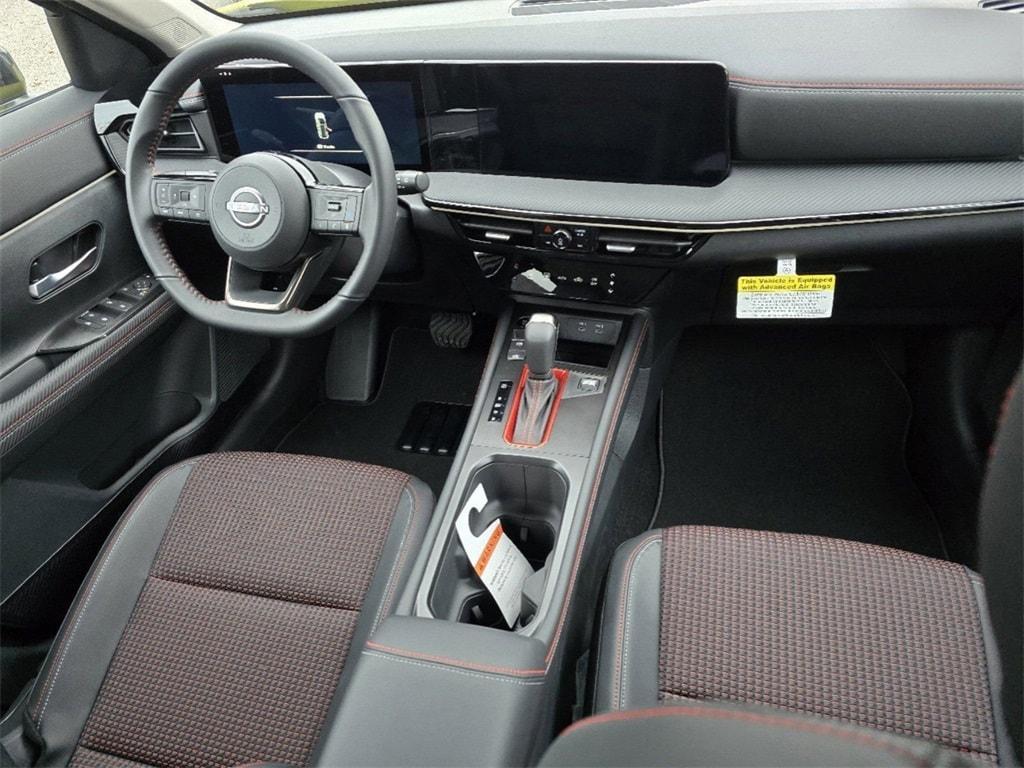 new 2025 Nissan Kicks car, priced at $31,980