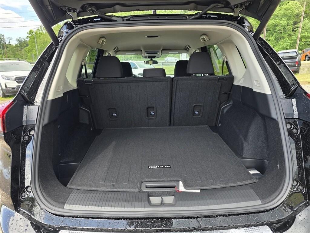 new 2025 Nissan Rogue car, priced at $33,385