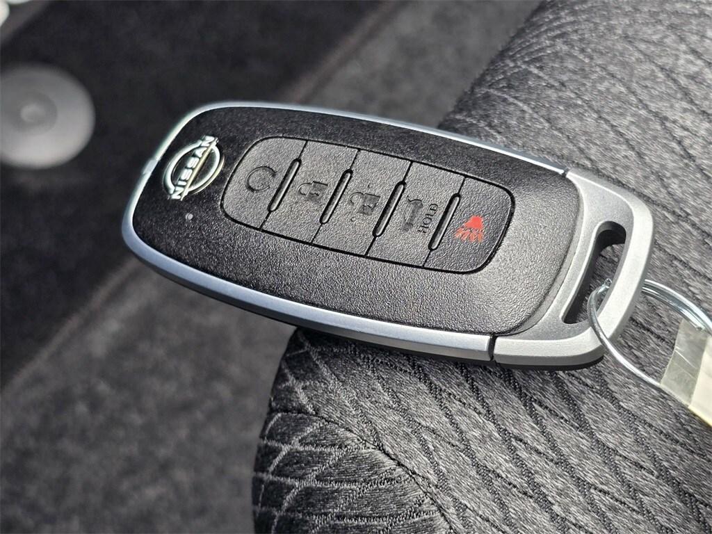 new 2025 Nissan Rogue car, priced at $33,385