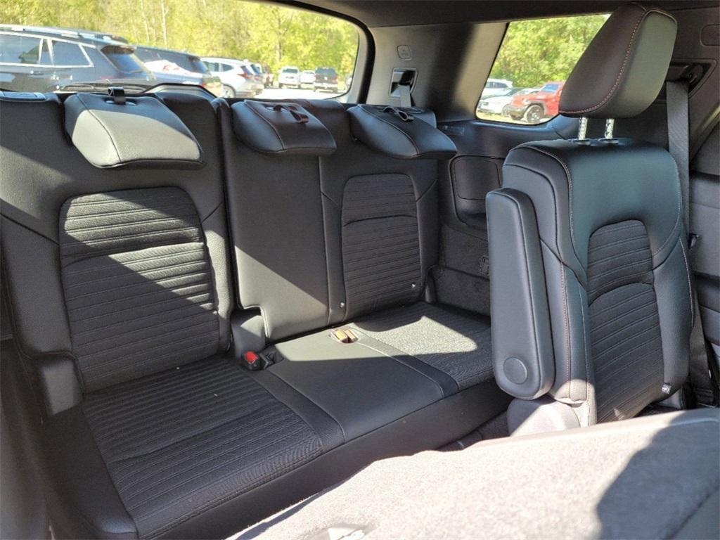 used 2024 Nissan Pathfinder car, priced at $39,812