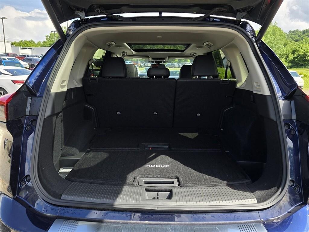 new 2025 Nissan Rogue car, priced at $43,715