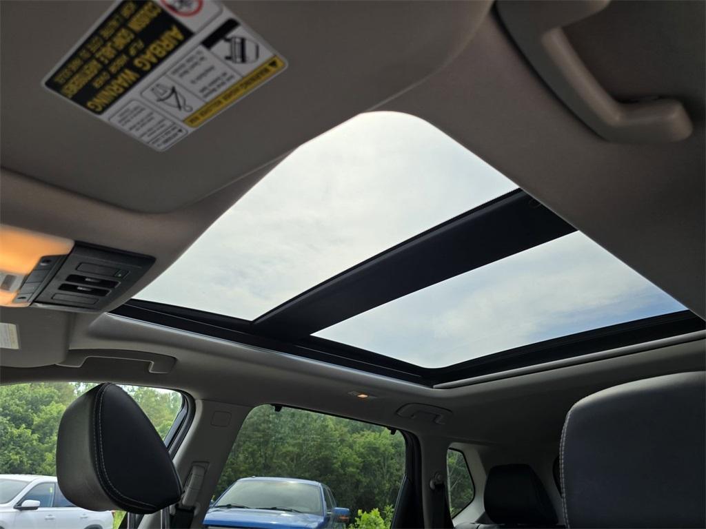 used 2021 Nissan Rogue car, priced at $22,651