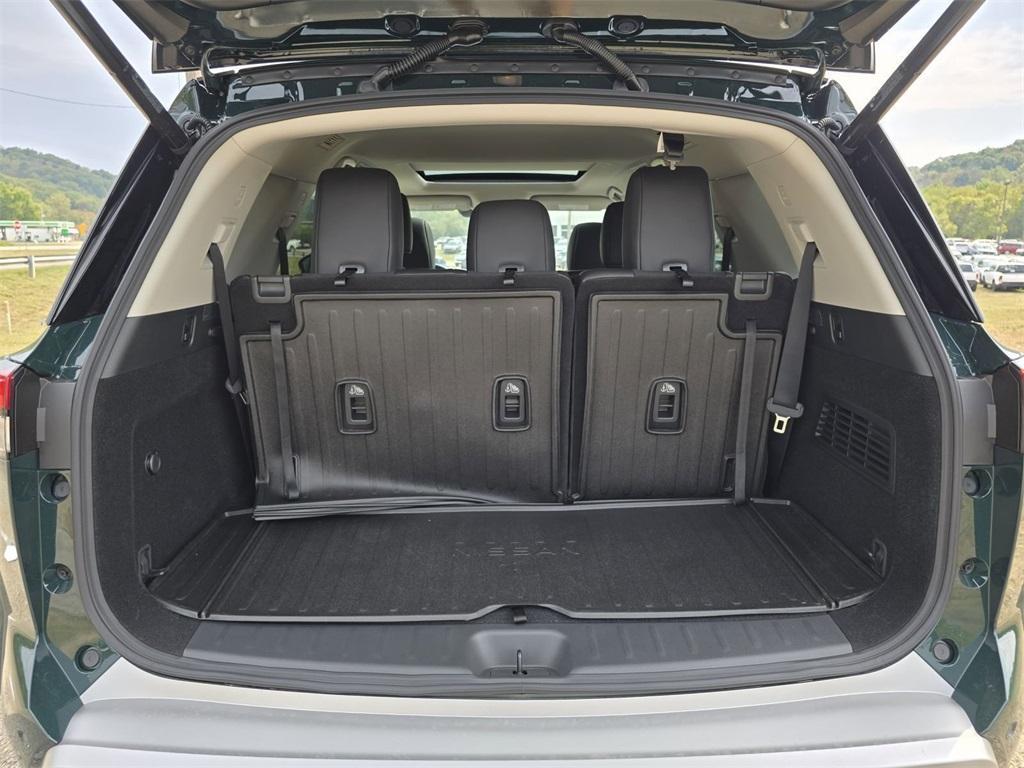 new 2025 Nissan Pathfinder car, priced at $42,980