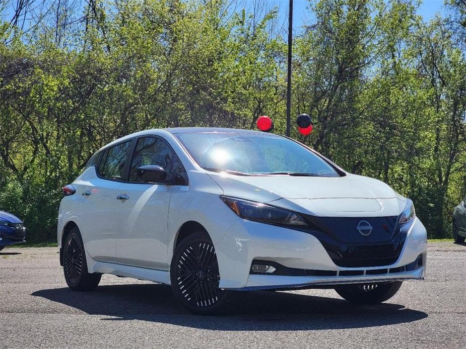 new 2024 Nissan Leaf car, priced at $34,160