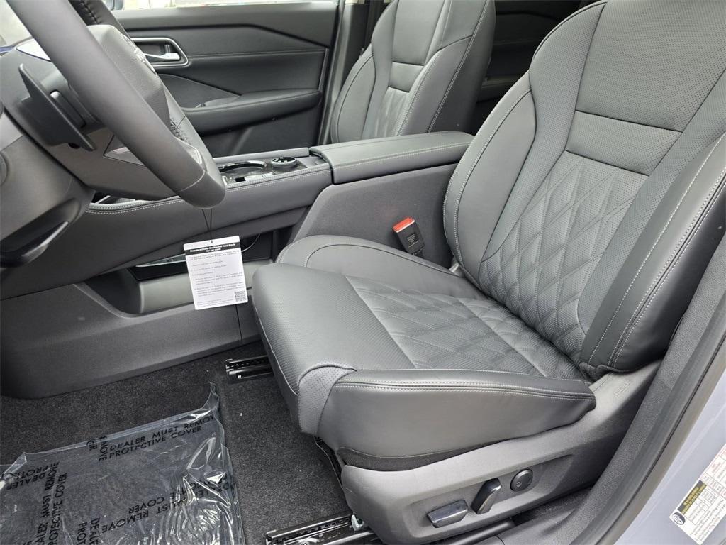 new 2025 Nissan Rogue car, priced at $46,930