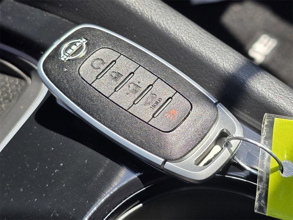 new 2025 Nissan Rogue car, priced at $41,625