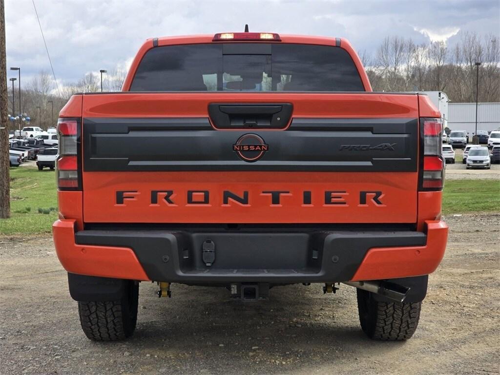 new 2025 Nissan Frontier car