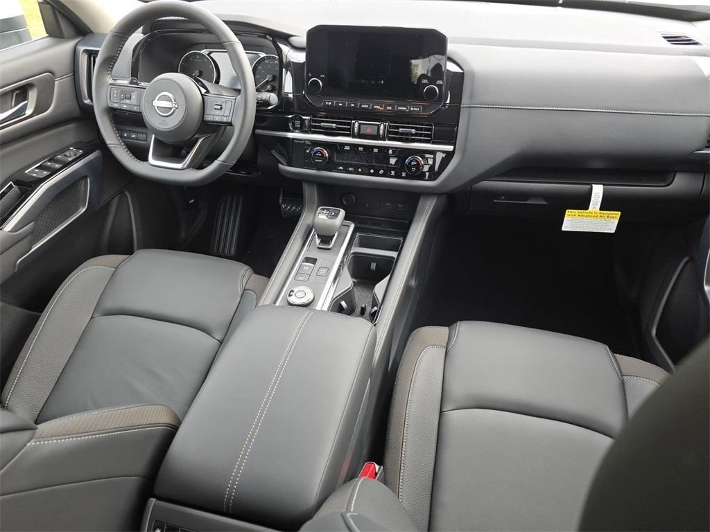 new 2025 Nissan Pathfinder car, priced at $40,980