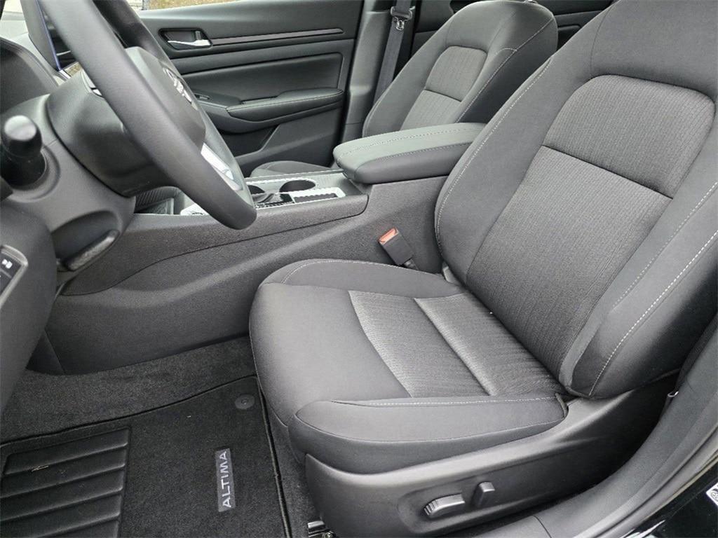 new 2025 Nissan Altima car, priced at $28,980