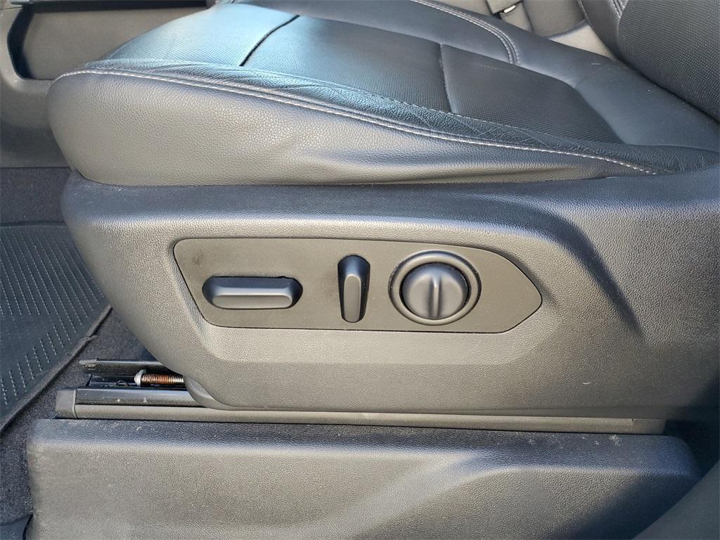 used 2020 Chevrolet Silverado 1500 car, priced at $37,891