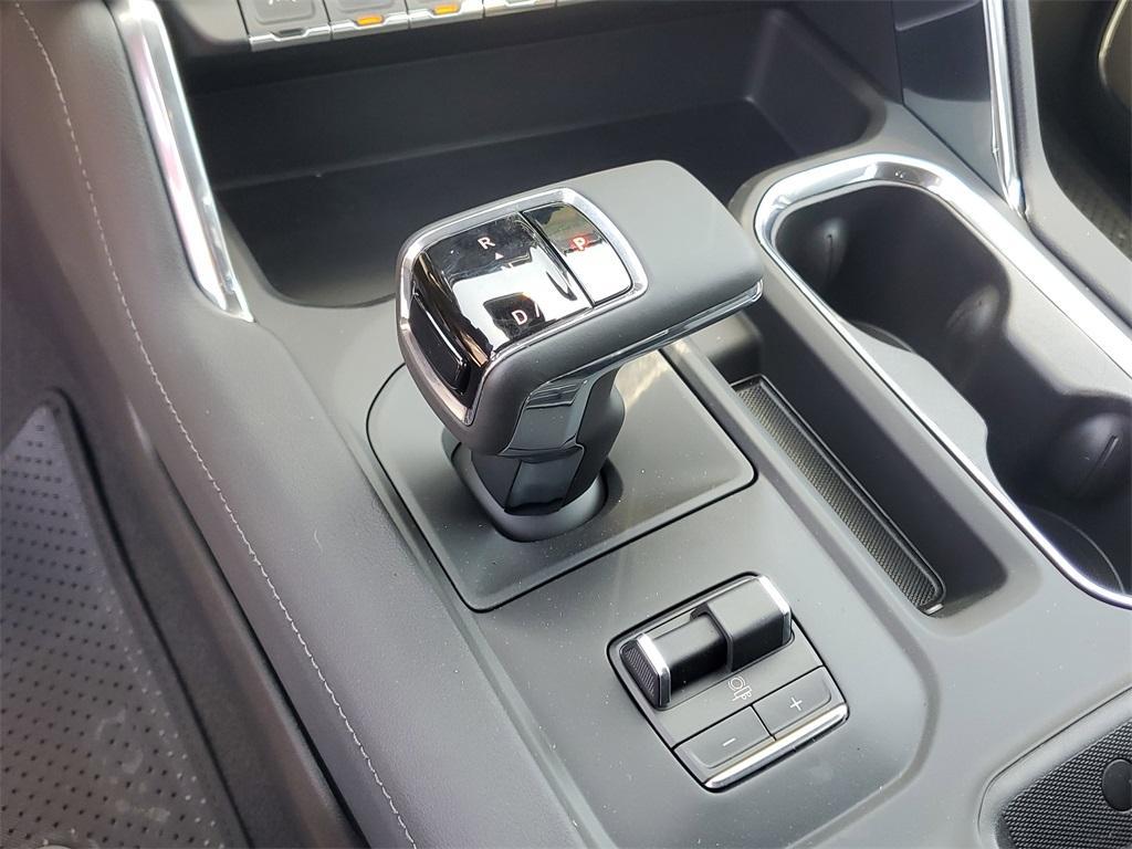 new 2025 GMC Sierra 1500 car, priced at $66,095