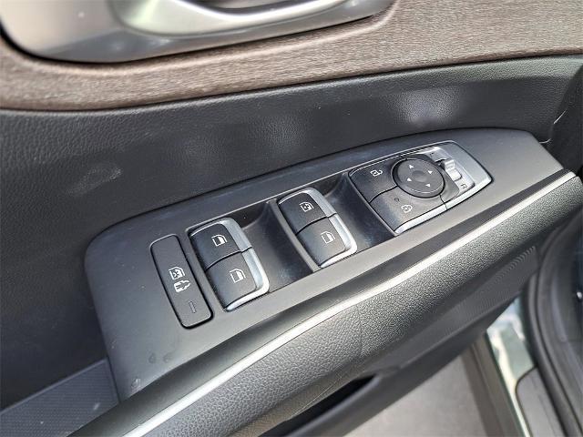 used 2022 Kia Sorento car, priced at $28,799