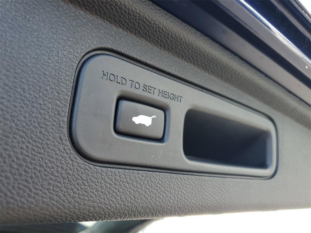 used 2024 Honda Odyssey car, priced at $34,451