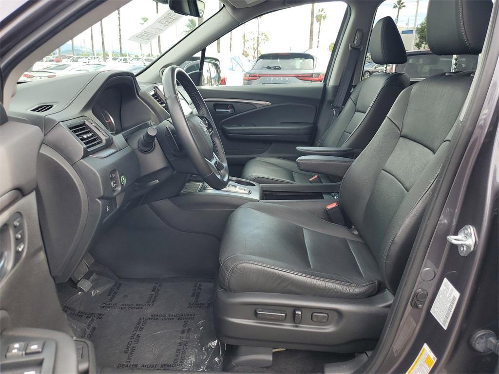 used 2022 Honda Pilot car, priced at $30,451