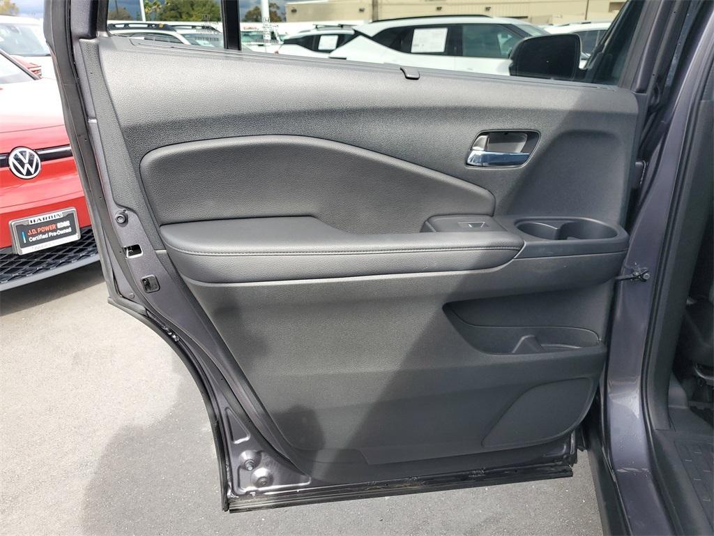 used 2022 Honda Pilot car, priced at $30,451