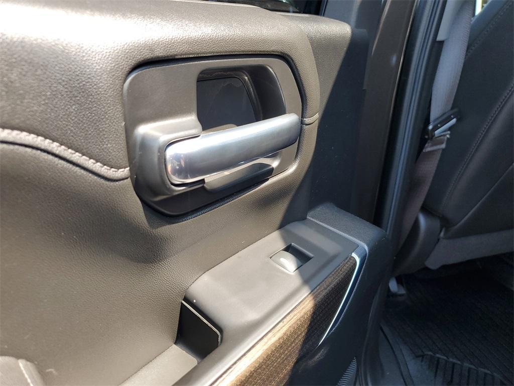 used 2021 Chevrolet Silverado 1500 car, priced at $45,991