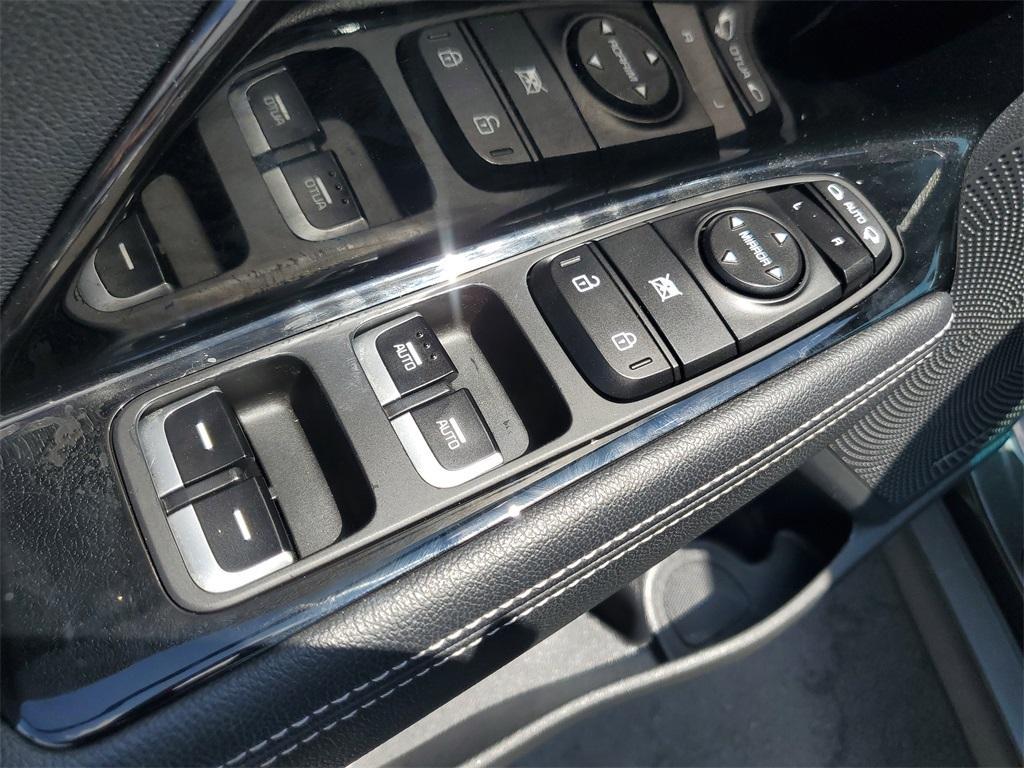 used 2022 Kia Niro EV car, priced at $19,991