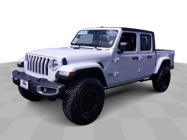 used 2023 Jeep Gladiator car, priced at $38,692