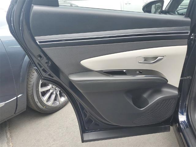used 2024 Hyundai TUCSON Hybrid car, priced at $26,999