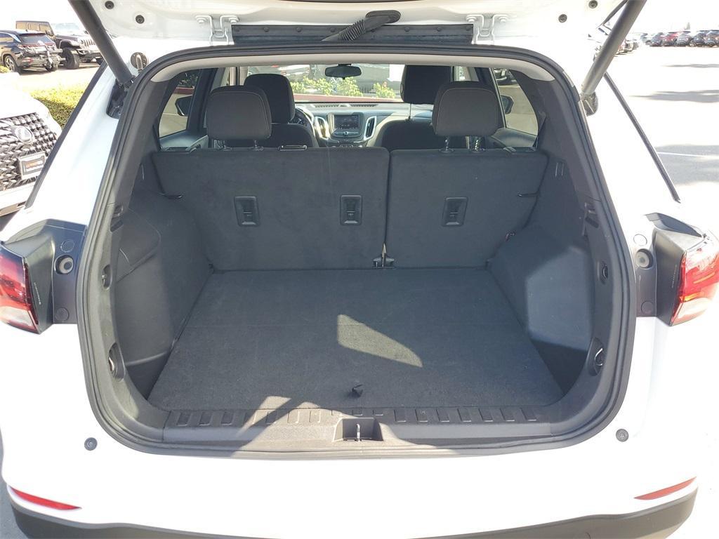 used 2024 Chevrolet Equinox car, priced at $17,699