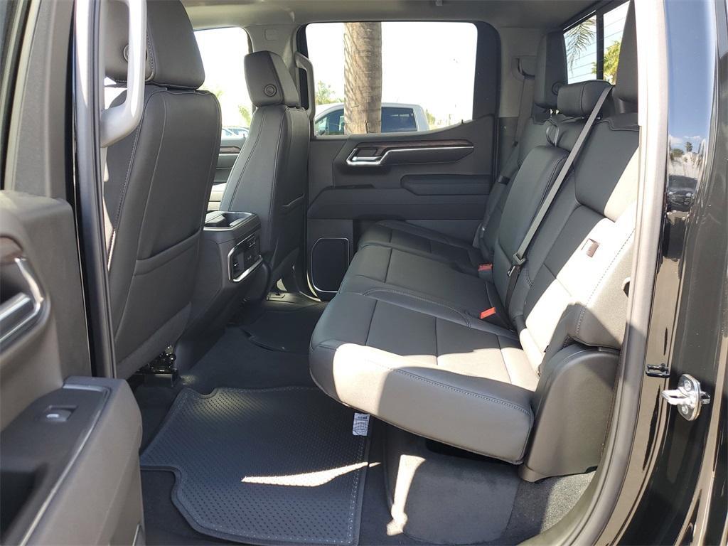 new 2026 GMC Sierra 1500 car, priced at $58,082