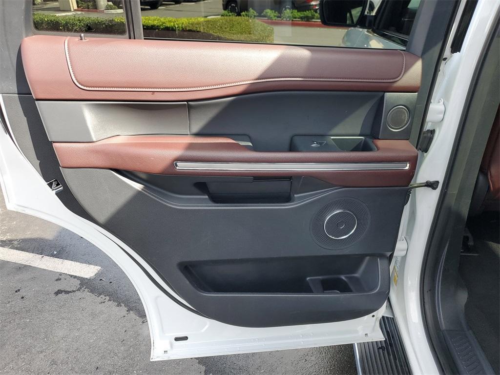 used 2023 Ford Expedition car, priced at $35,451