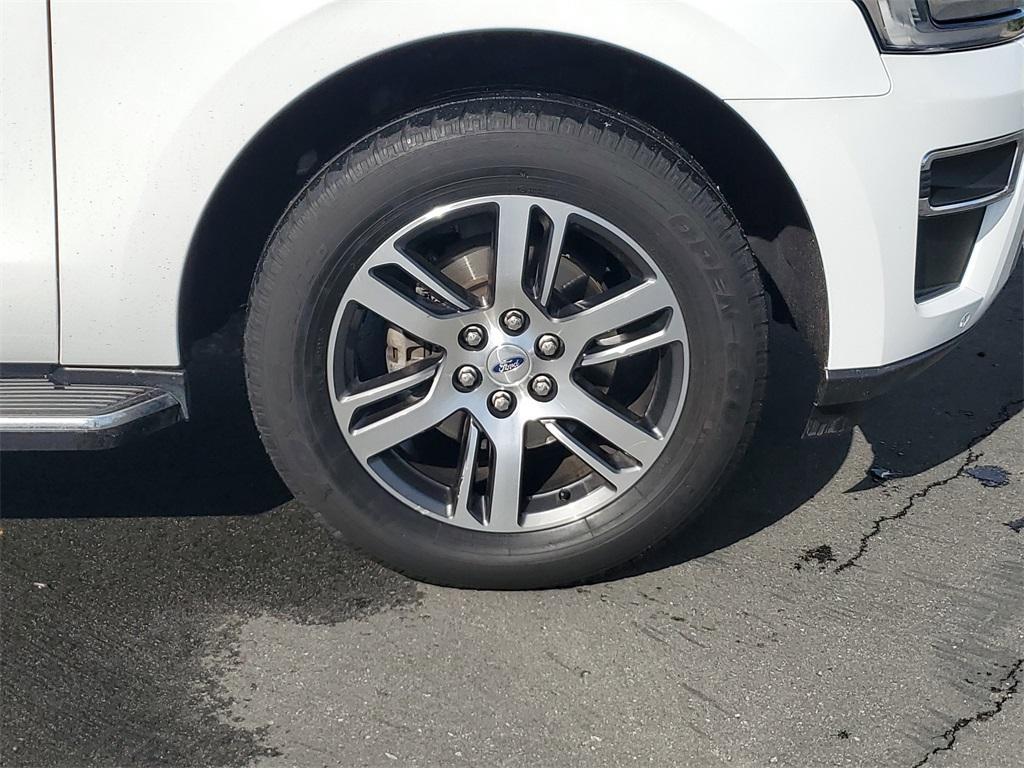 used 2023 Ford Expedition car, priced at $35,451