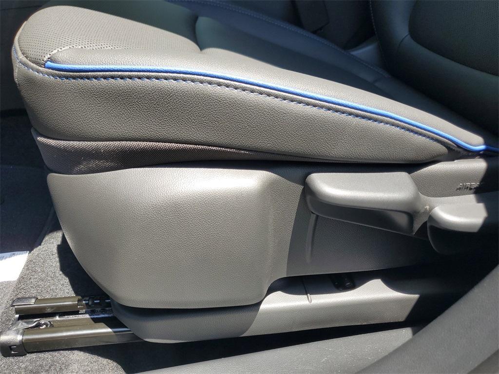new 2025 Buick Encore GX car, priced at $28,401